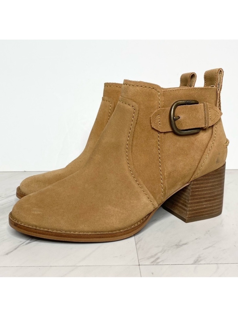 New! UGG Leahy Tan Suede Heeled Bootie 9